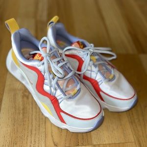 Nike RYZ 365 Red Topaz Gold - Size 7.5